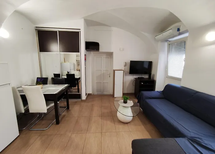 Apartmán Sisters 3-4 *