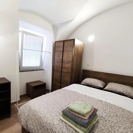 Sisters 3-4 Apartman *