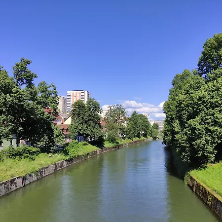 Sisters 3-4 Apartman *