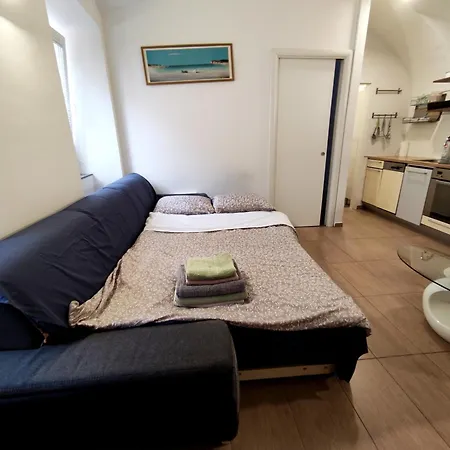 Apartman Sisters 3-4 *